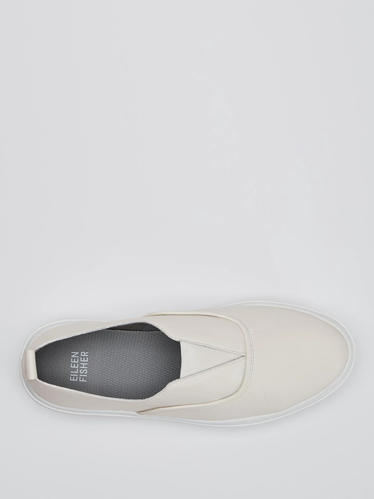 Byrdy Leather Slip-on Sneaker