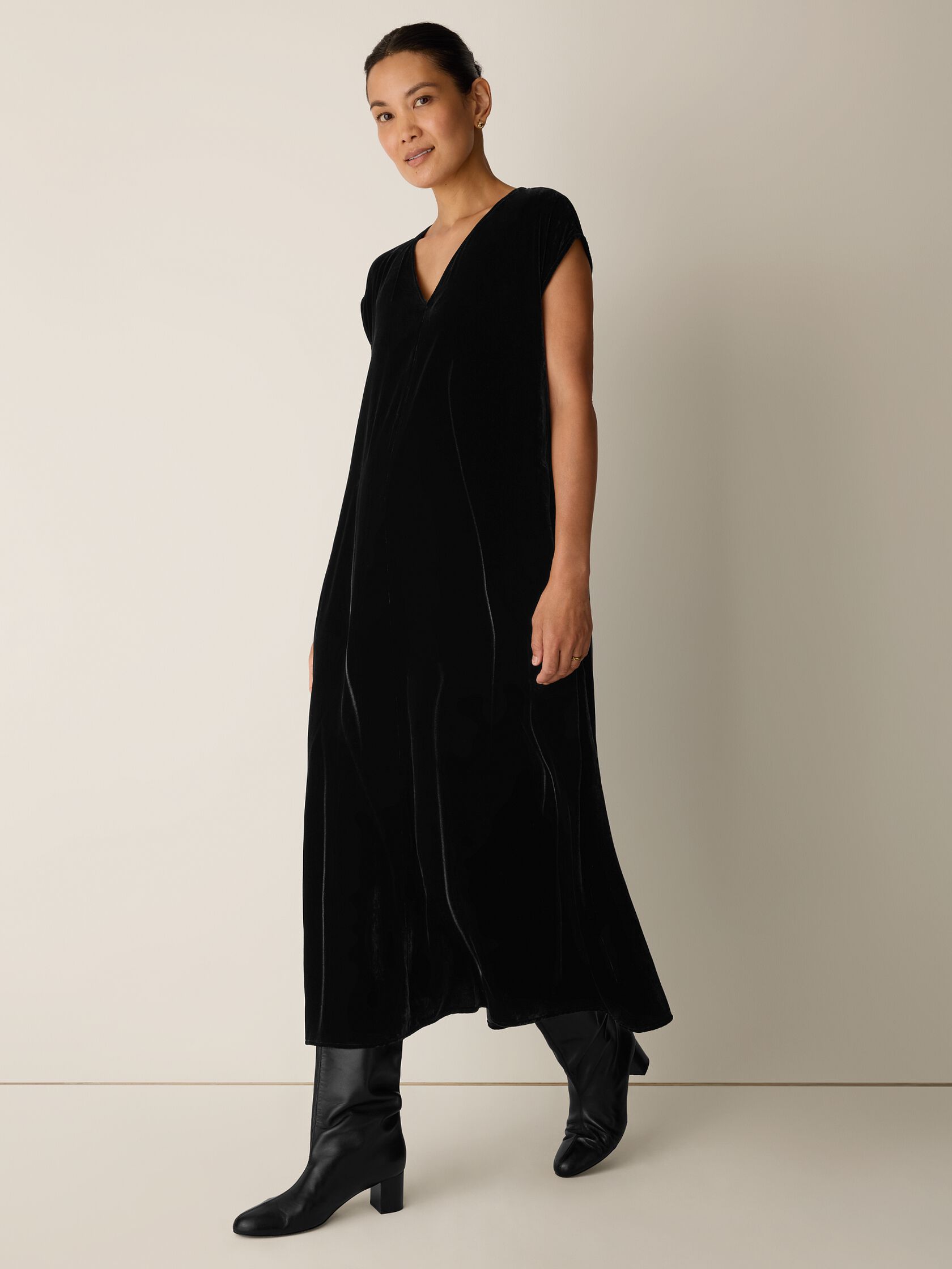 Velvet V-Neck Dress