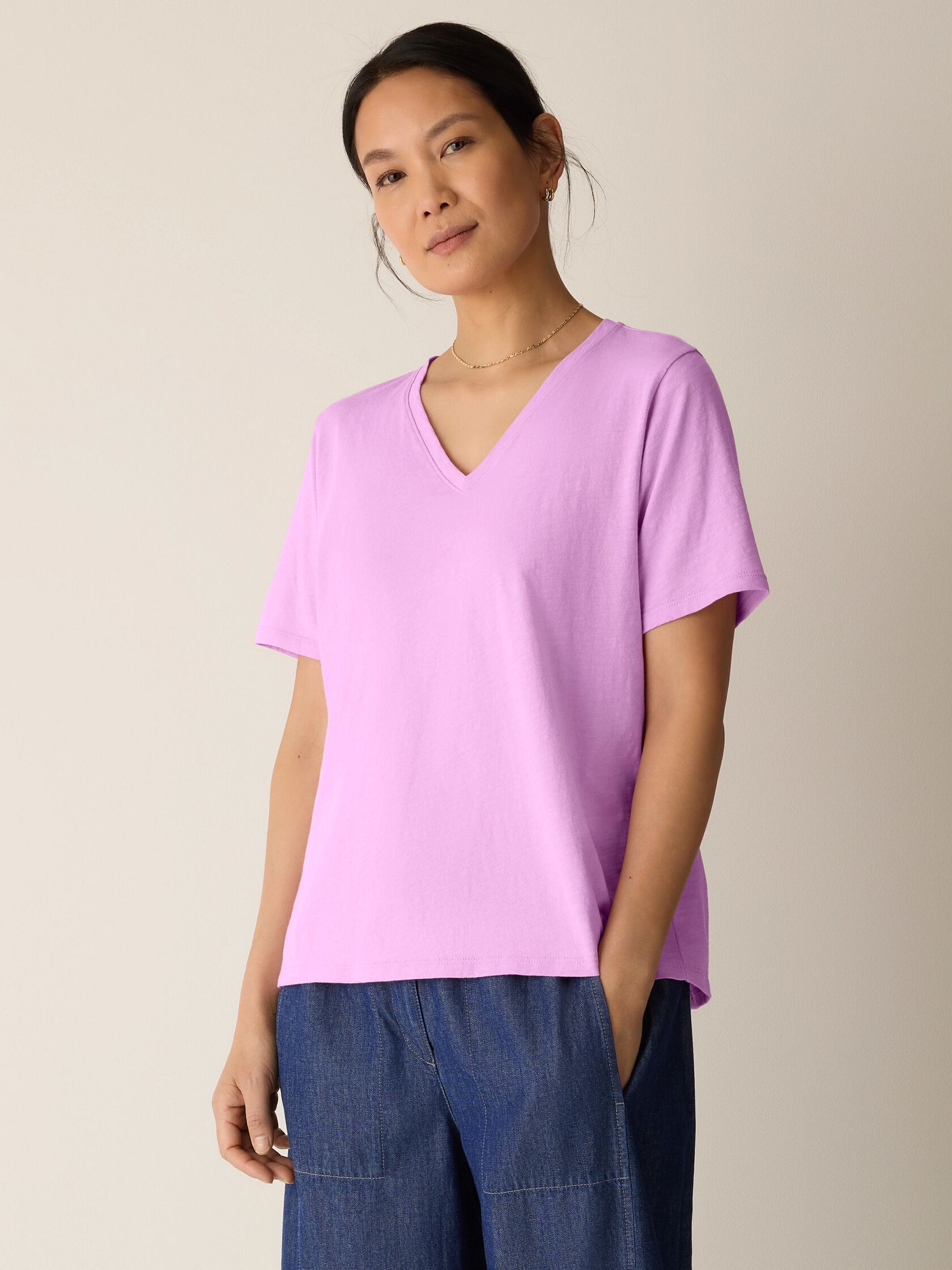 Organic Cotton Slubby Jersey V-Neck Tee