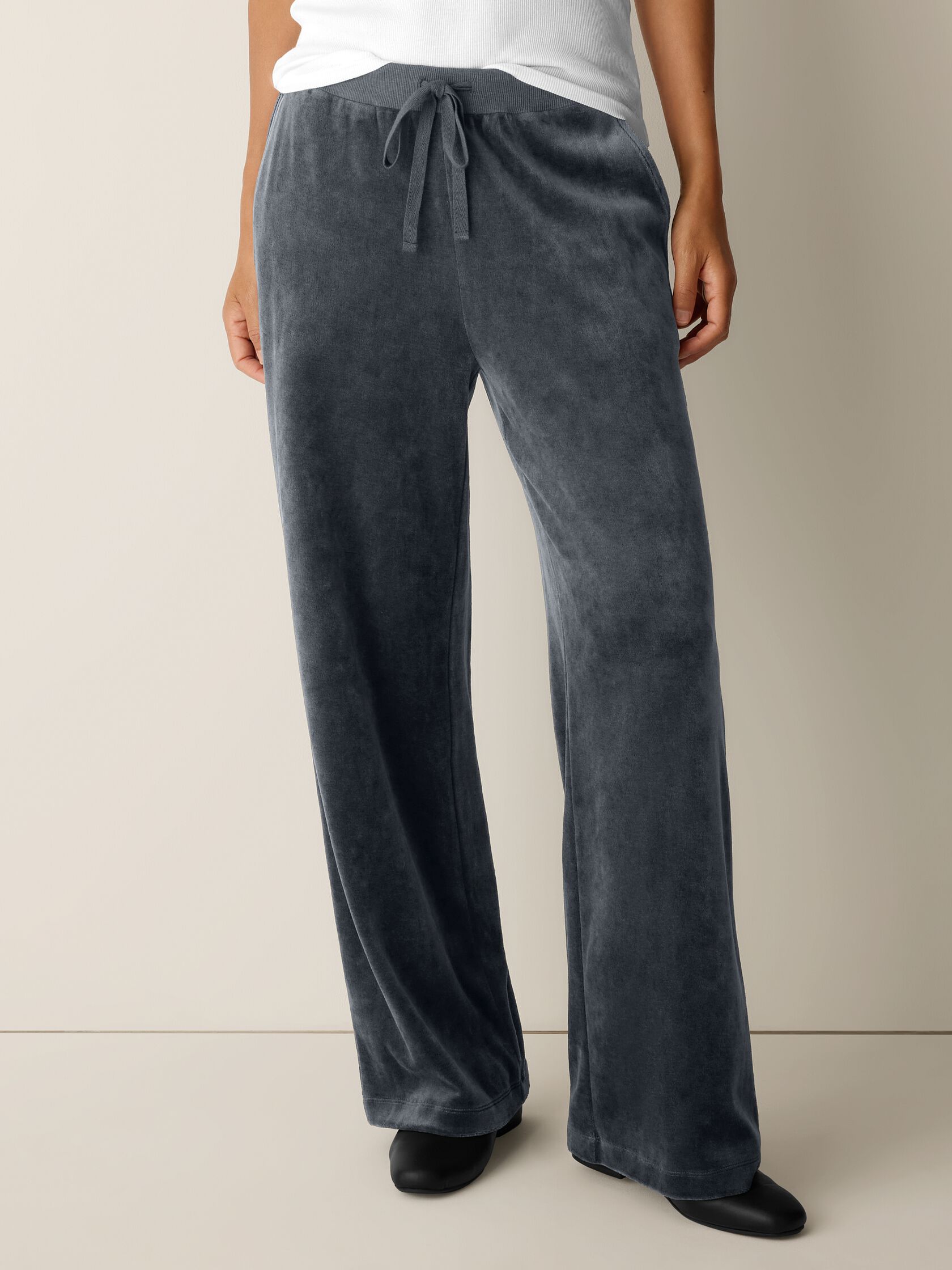 Cozy Velour Knit Wide-Leg Pant