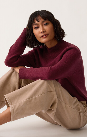 Cotton Recycled Cashmere Turtleneck and Brushed Cotton Arch Pant