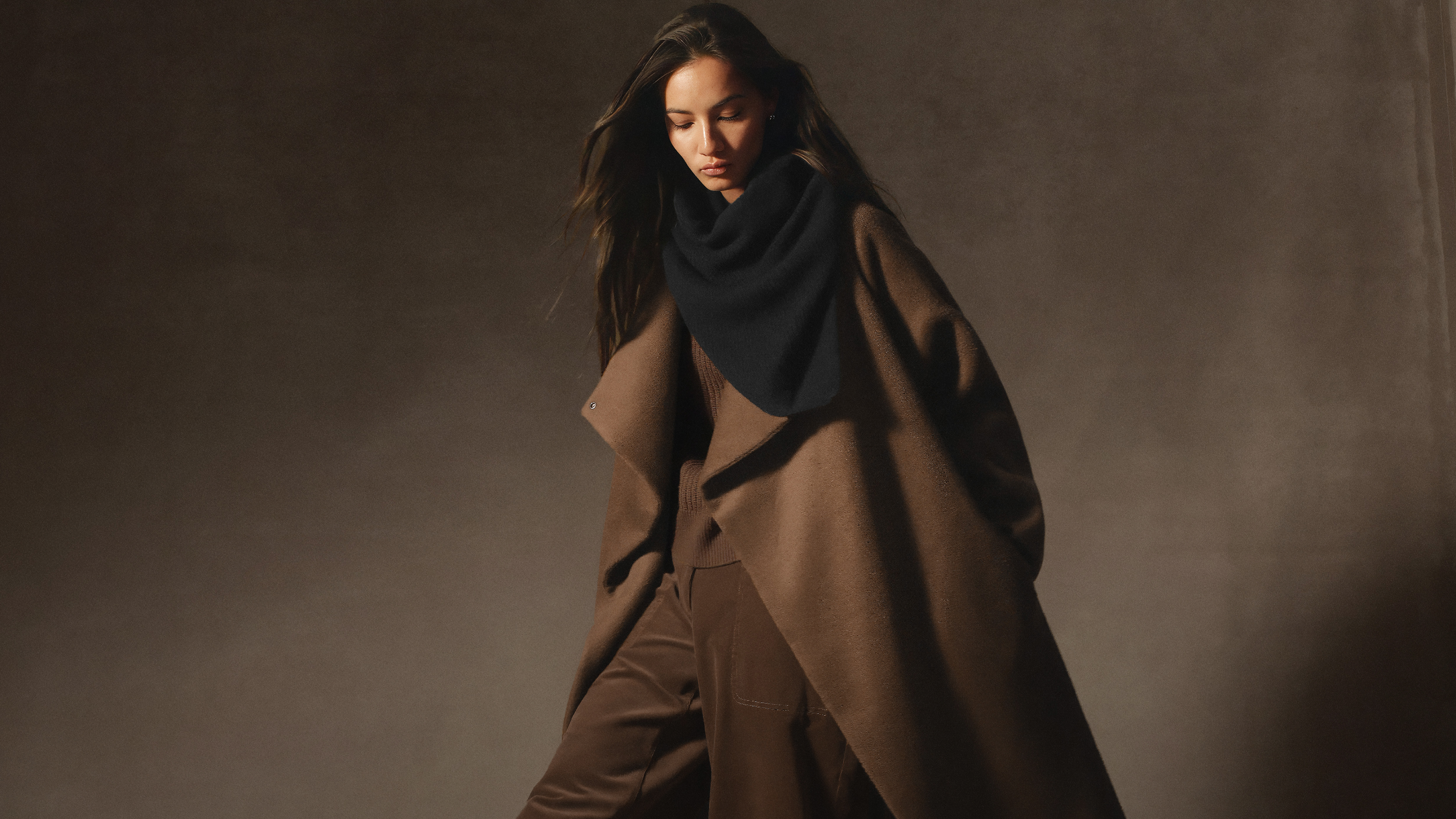 Clothes that keep it uncomplicated.