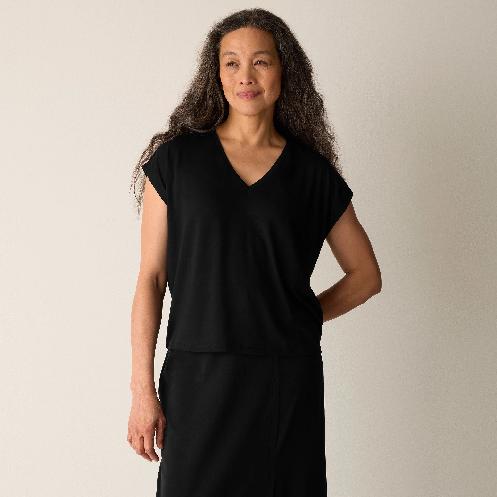 Fine Jersey V-Neck Square Top