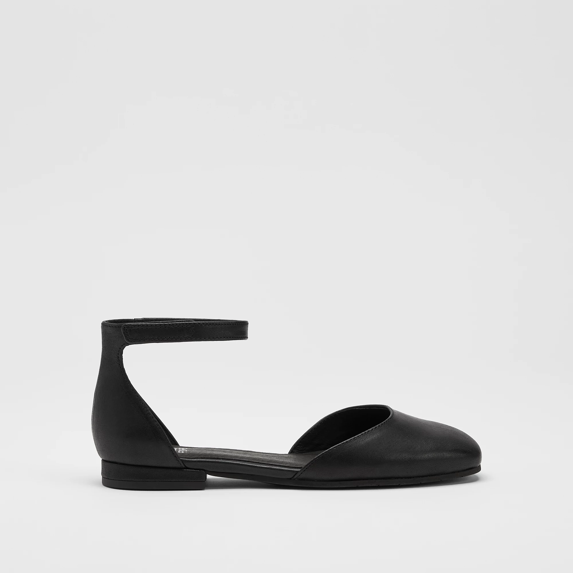 Sue Leather Ankle Strap Flat | EILEEN FISHER