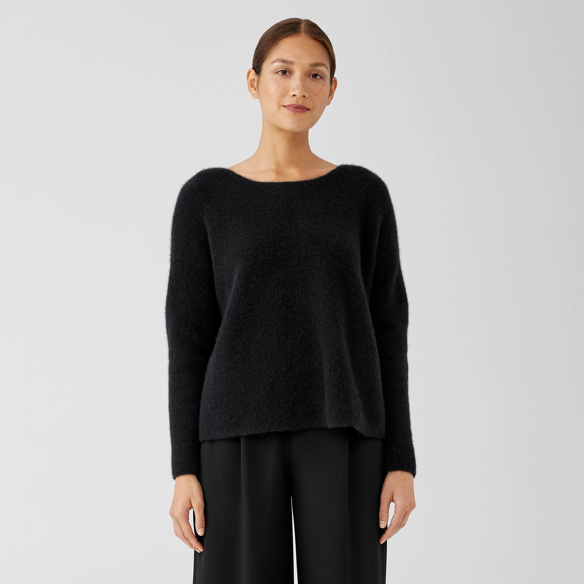 Black Sweater with Boat Neck Three-Quarter Sleeves in Linen