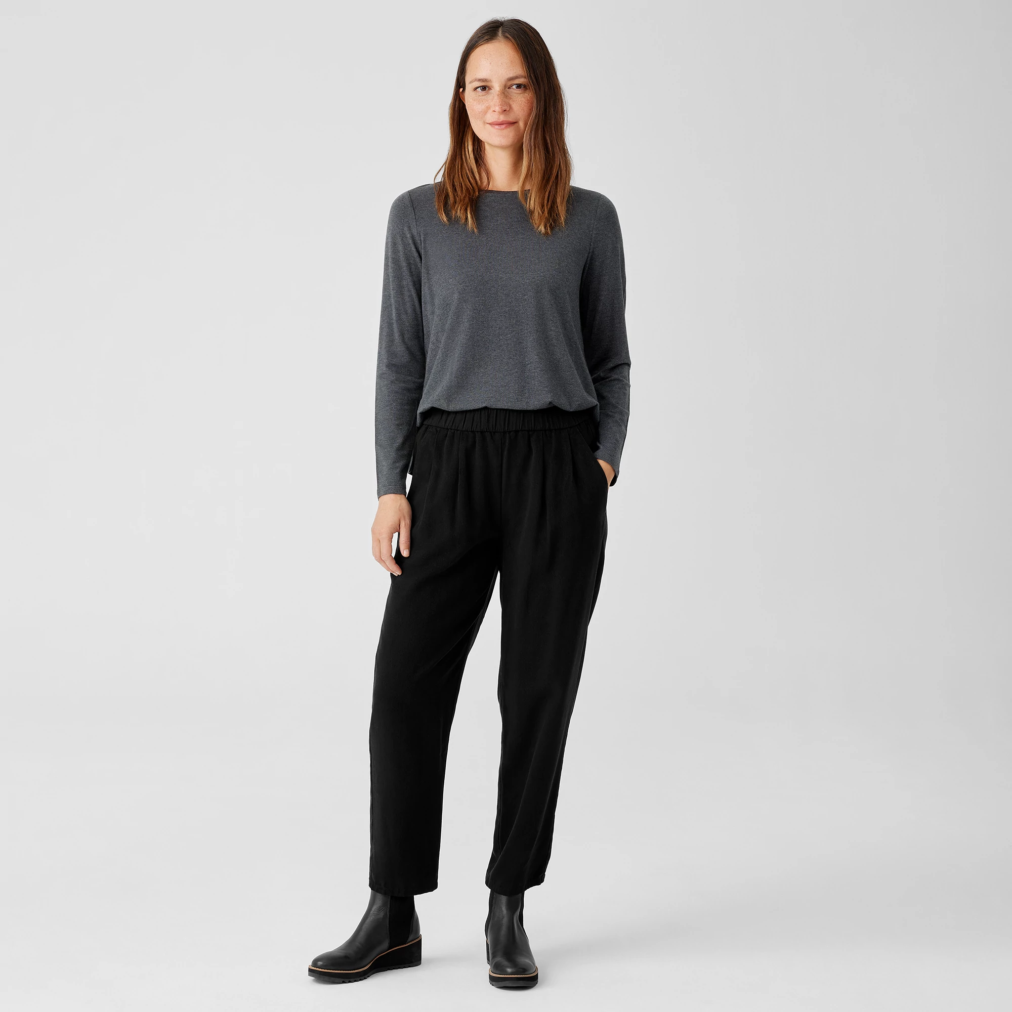 Soft Twill Pleated Tapered Pant | EILEEN FISHER