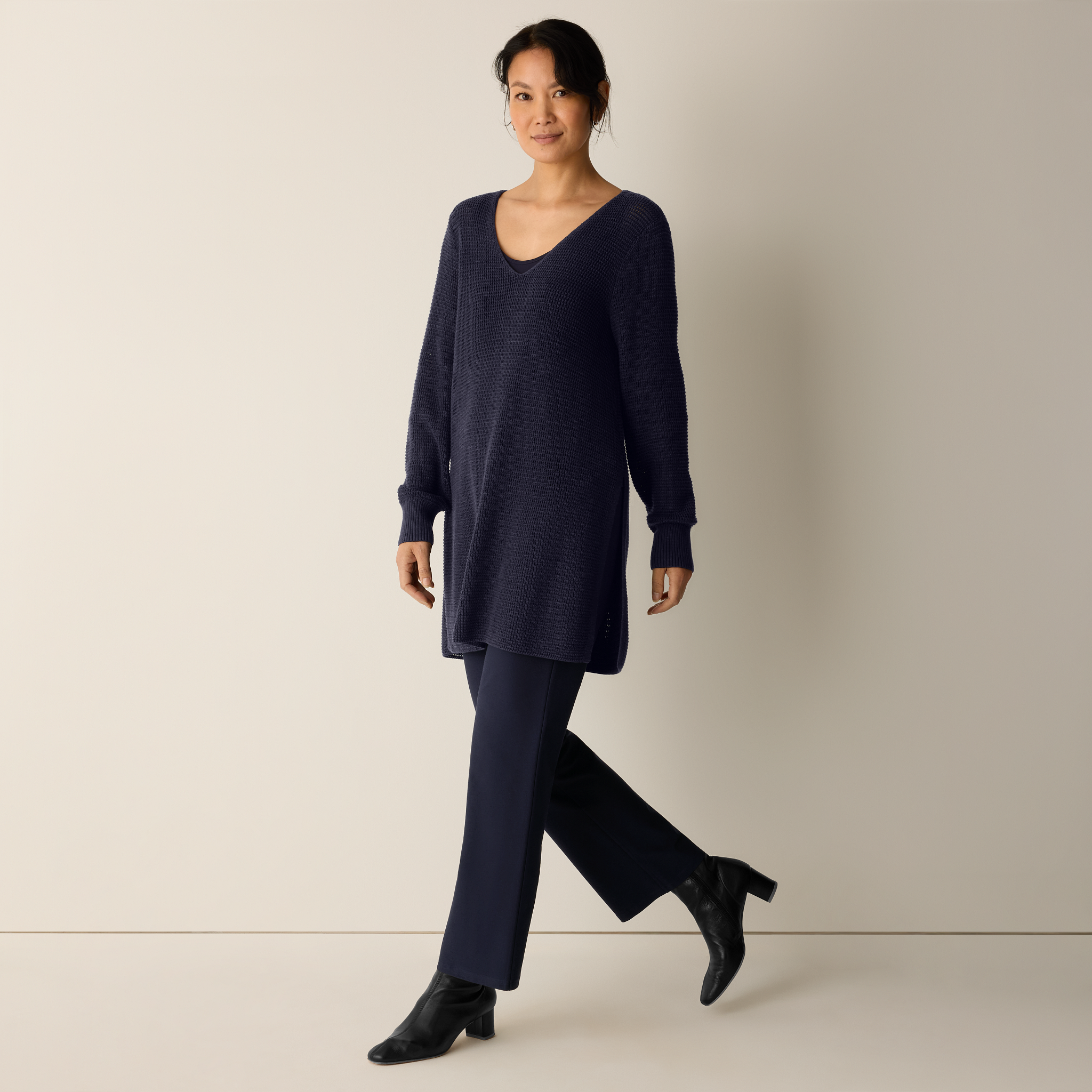 Peruvian Cotton Blend V-Neck Long Top