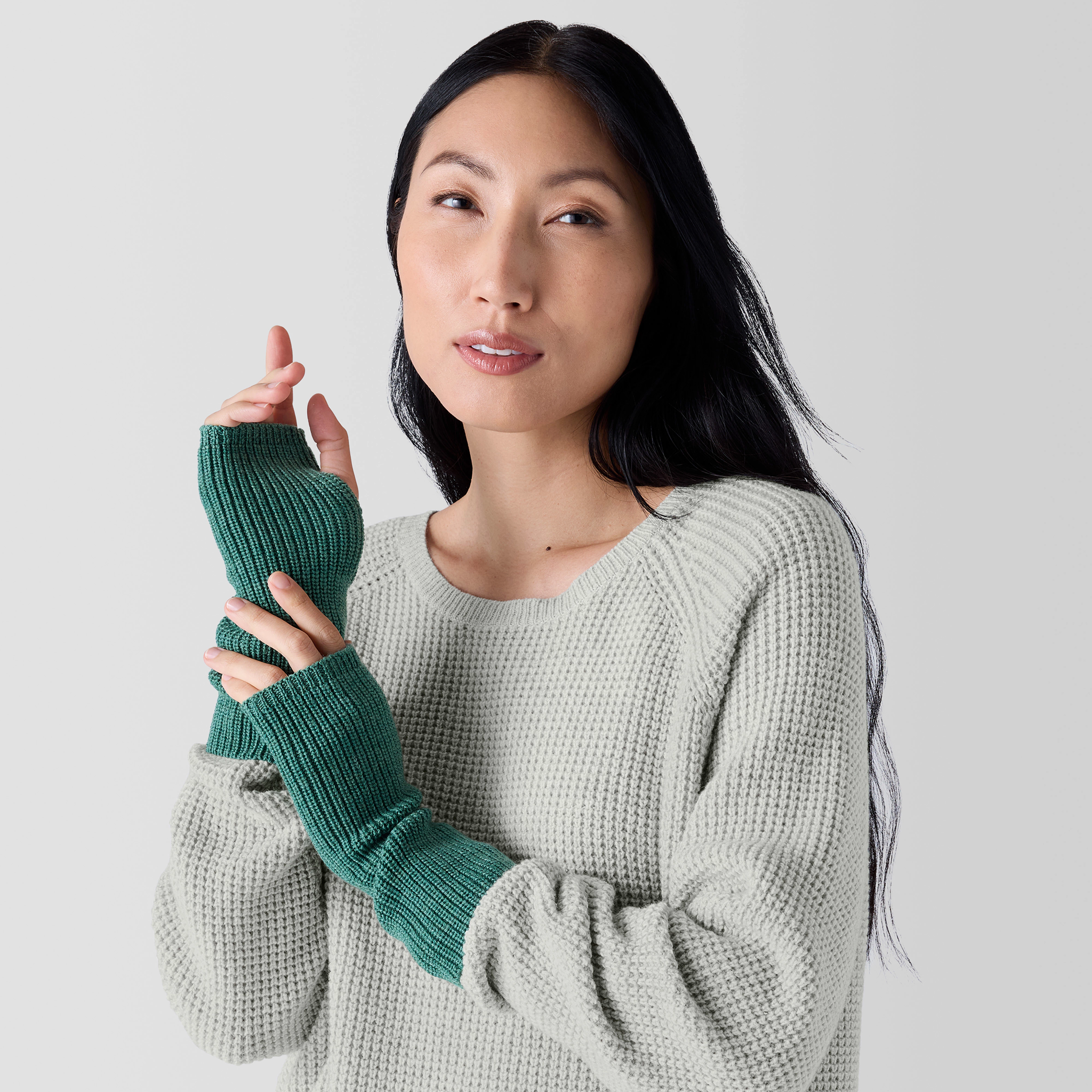 Merino Glovelettes in Regenerative Wool