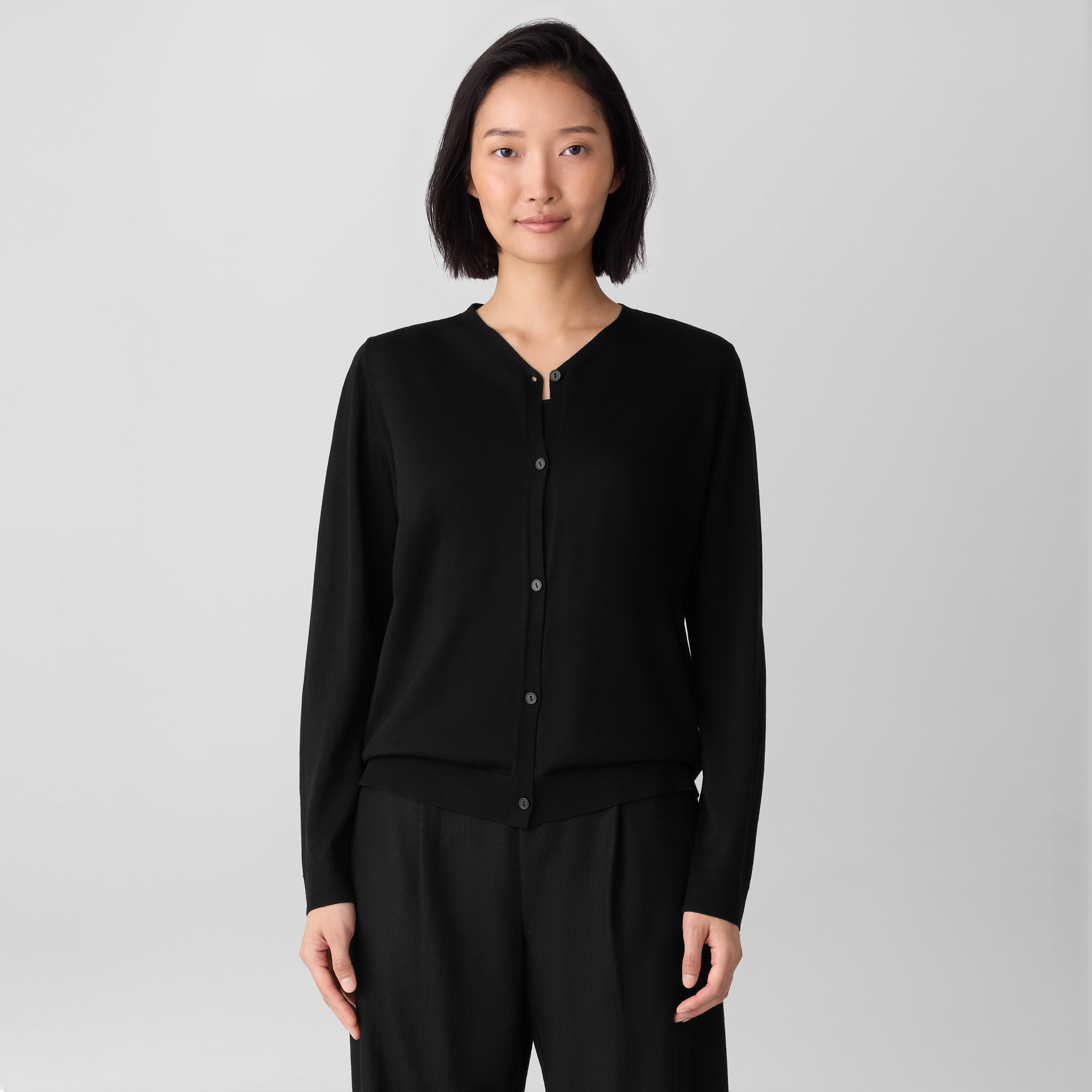 Superfine Merino Cardigan in Regenerative Wool