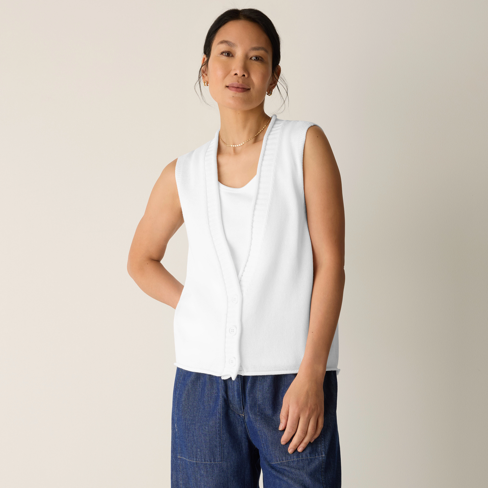 Peruvian Cotton Blend V-Neck Vest