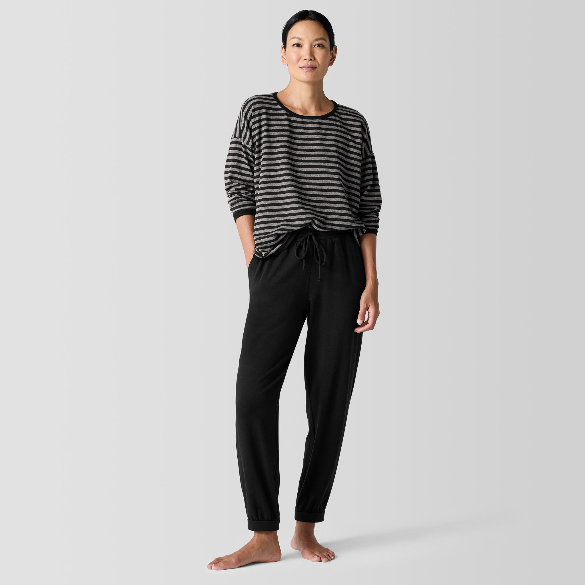 【MODERNIF】Dex brushed jogger pants ClimateRight by Cuddl Duds Slim-Leg Modern Fit Scrub Jogger
