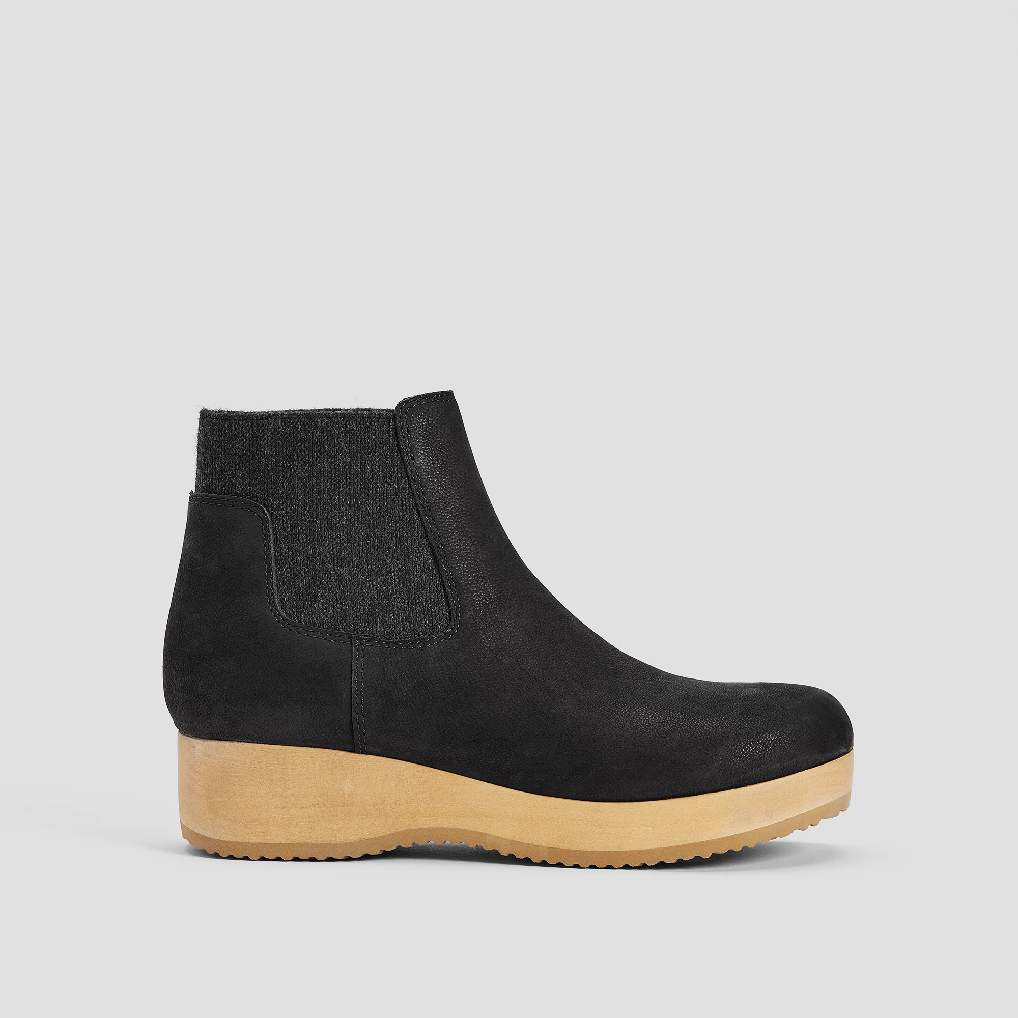 Words Oiled Nubuck Clog Bootie