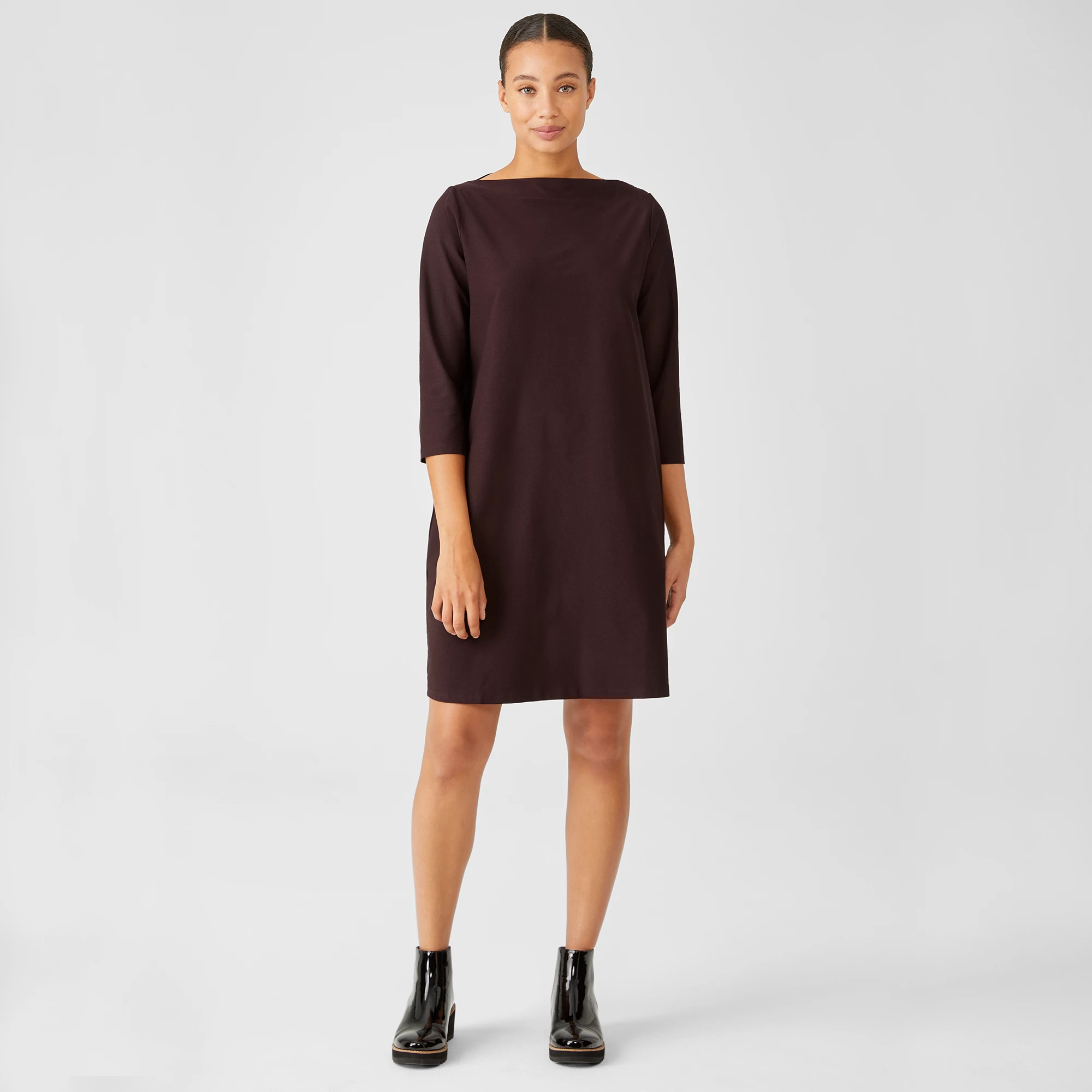トップス 2WAY SPONGE SHIFT DRESS Textured V-Neck Shift Dress with Chiffon Cape | David's Bridal