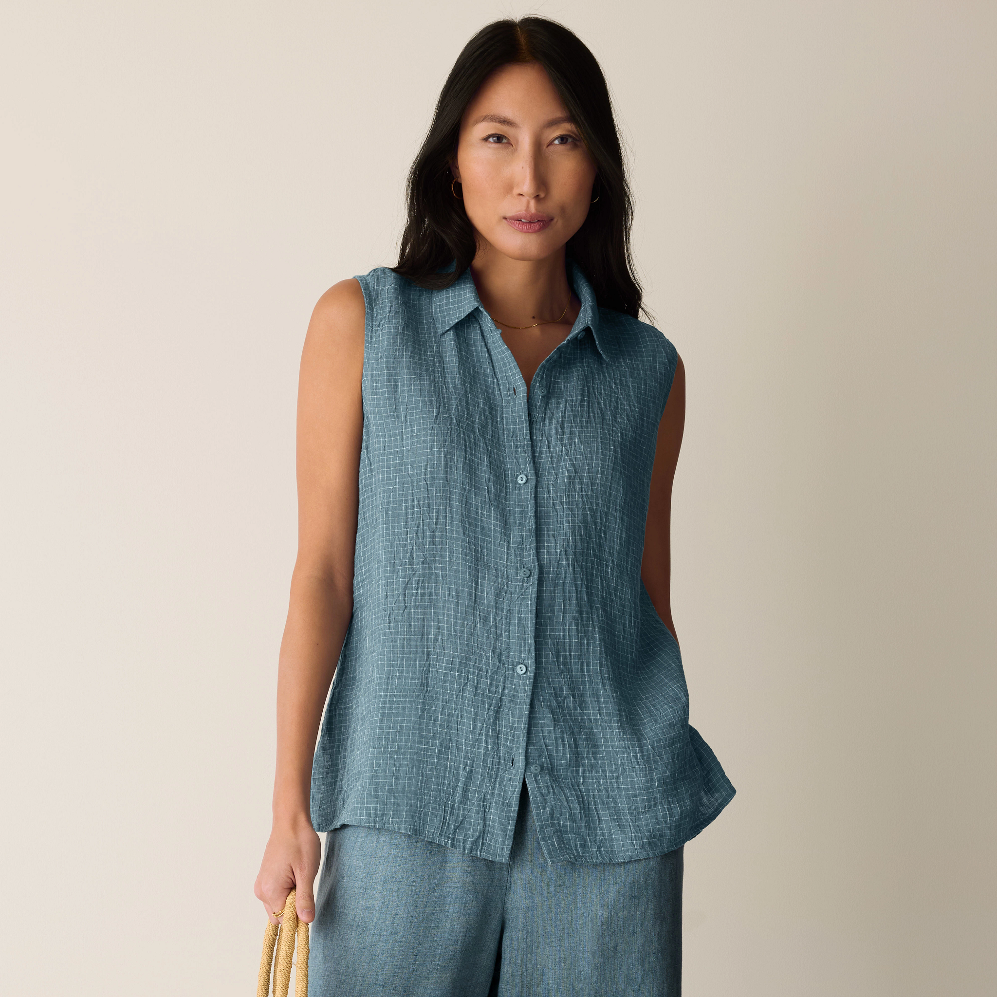 Puckered Organic Linen Grid Sleeveless Shirt