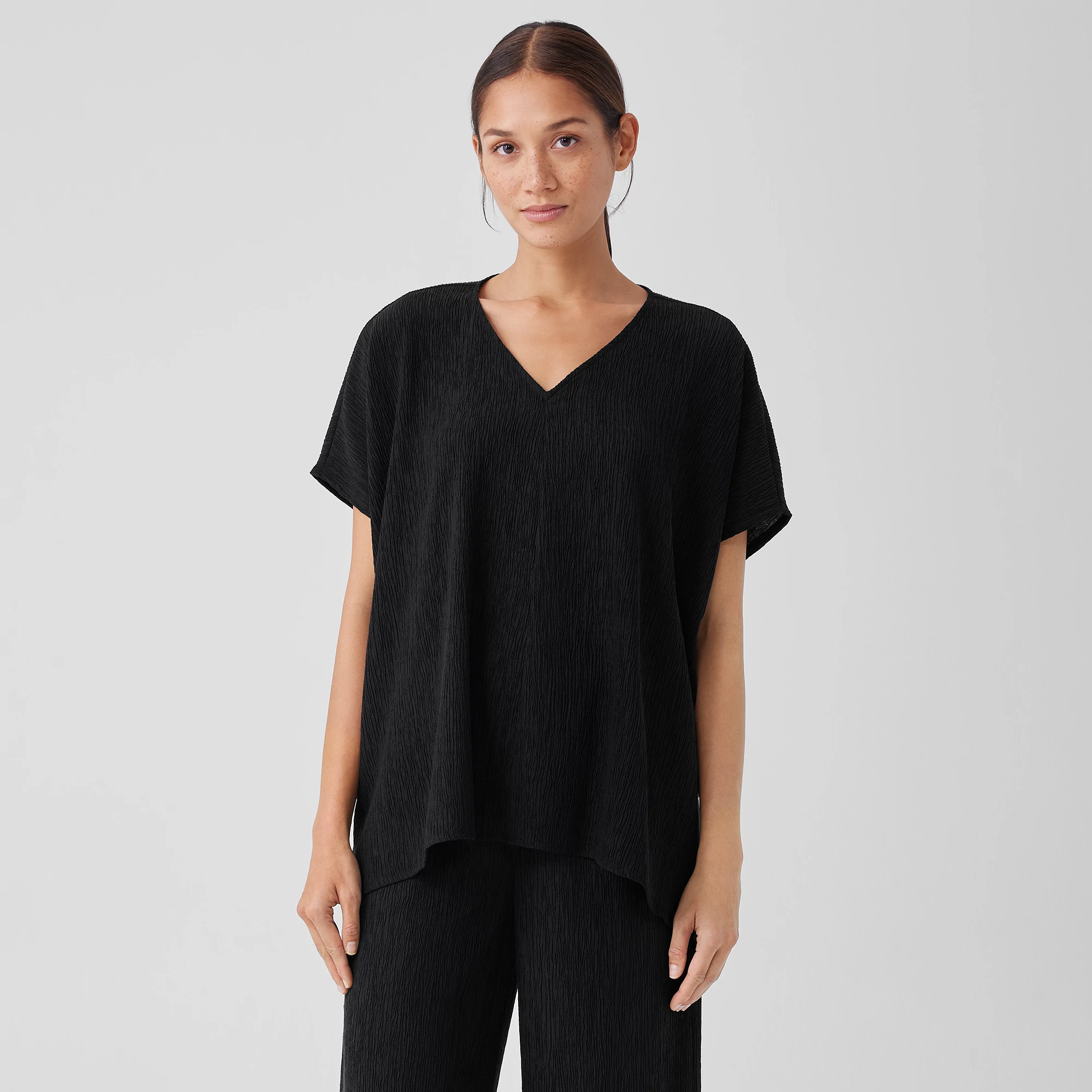 Eileen Fisher  Woven Plisse V-neck Square Top レディース シャツ トップス Blackberry Women's Eileen Fisher Woven Plisse V-Neck Square Top